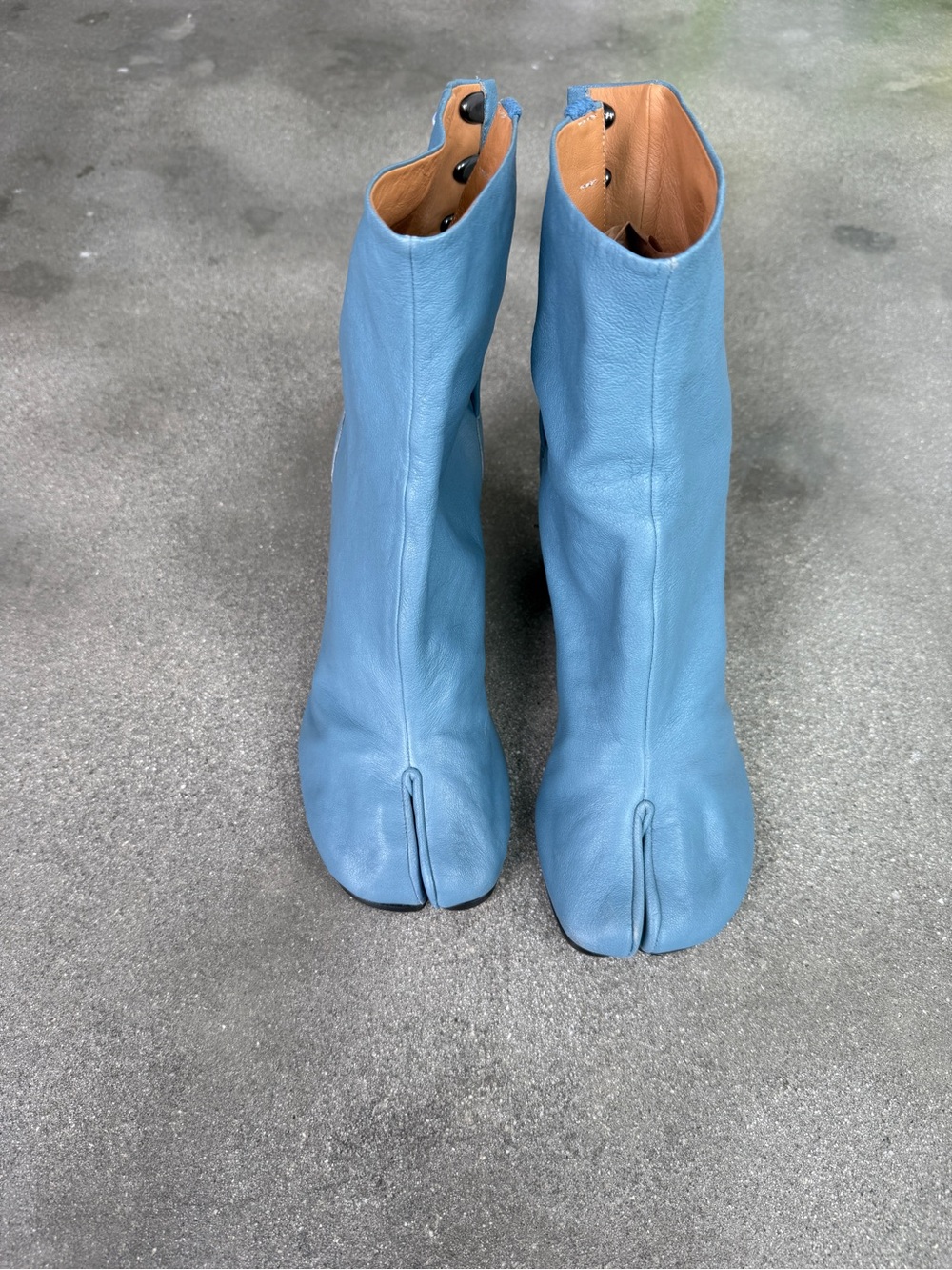 MAISON MARGIELA BLUE TABBI BOOTS